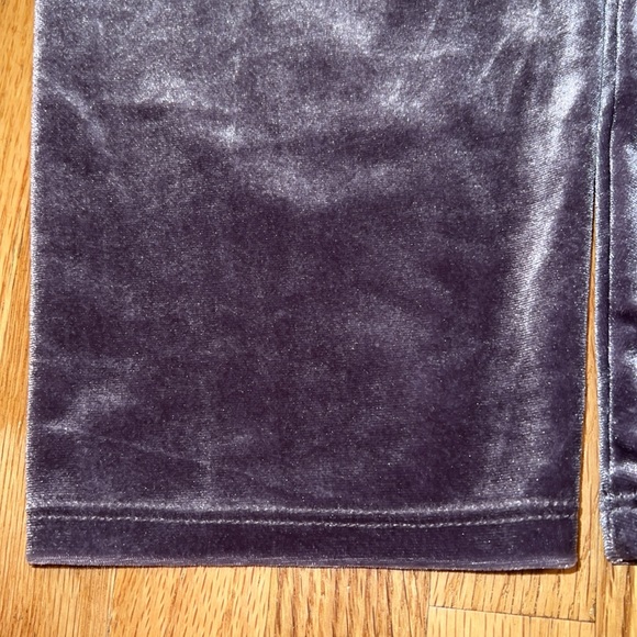 Victoria’s Secret Velvet Leggings - Picture 8 of 9